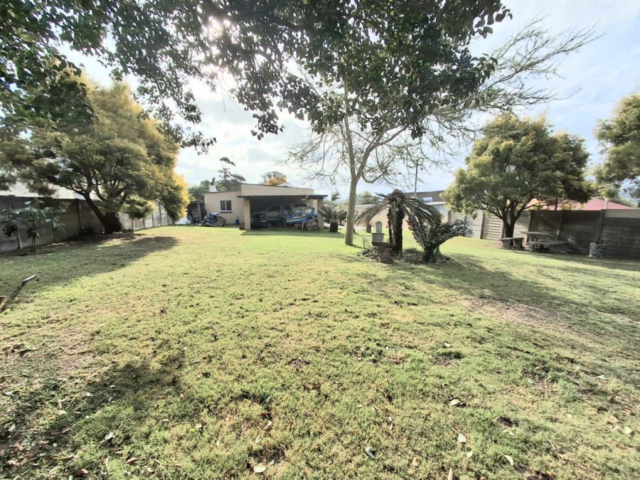 4 Bedroom Property for Sale in Summerpride Eastern Cape